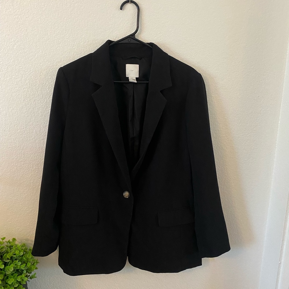 H&M black single-breasted blazer